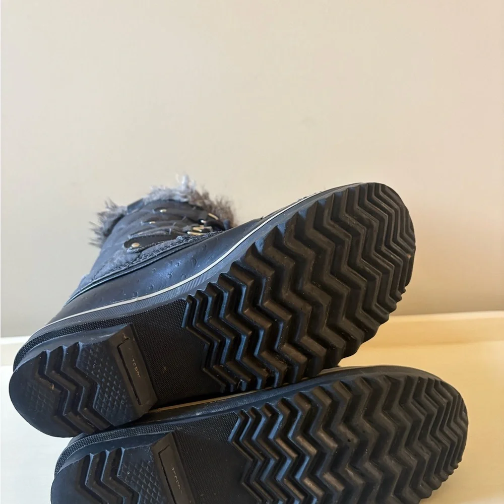 SOREL Joan of Arc winter boots. - Picture 3 of 12